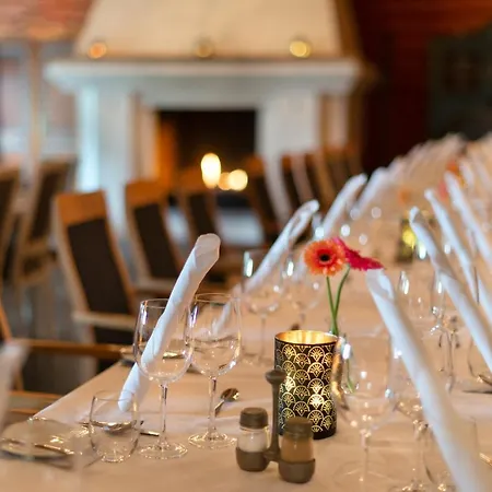 Hotel Quality Leangkollen 4*
